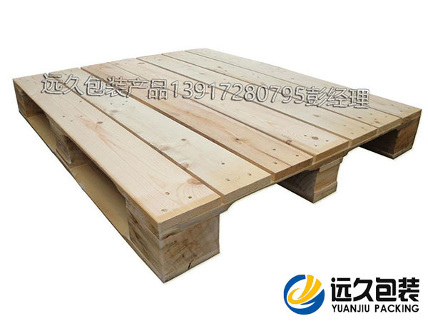 托盘材质根据使用环境的不同有不同选择